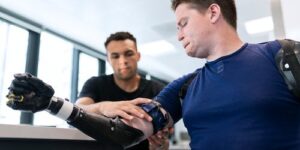 The Benefits of Using Industrial Robots in Your Manufacturing Process