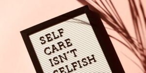 The Benefits of Living in a Senior Nursing Home